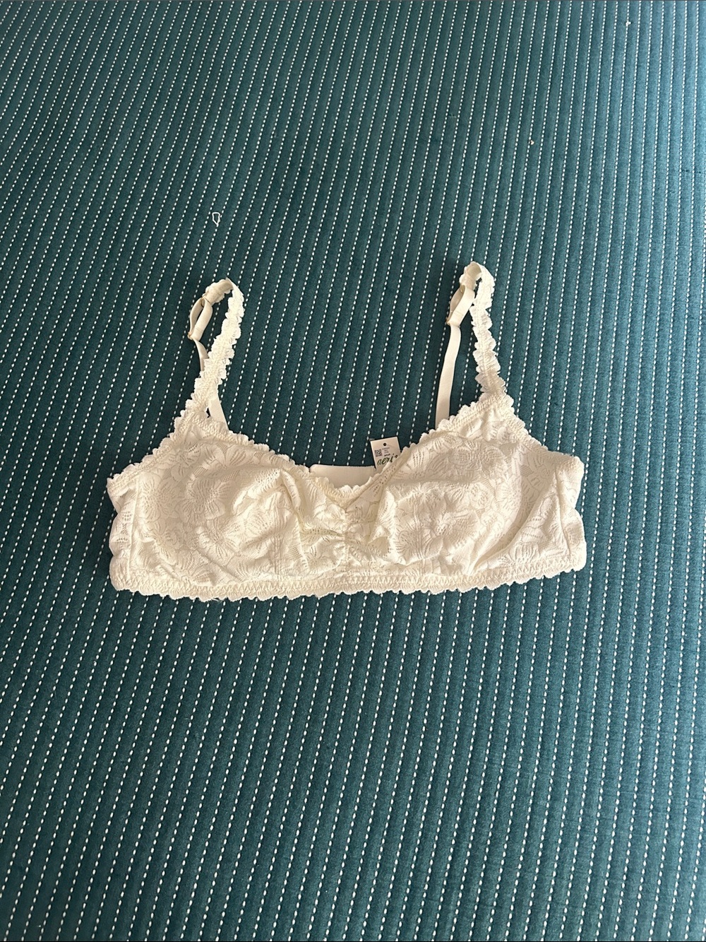 AERIE LACE BRA, ROUCHE FRONT XL NWT